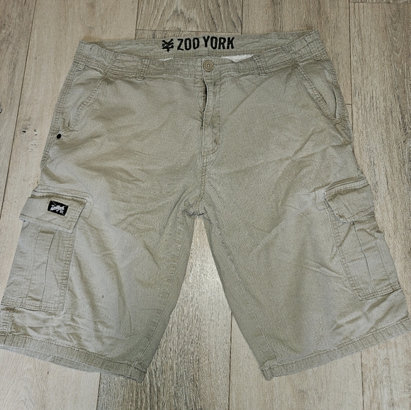 Zoo York Unbreakable Tan Cargo Shorts Men's Size 36 - Picture 1 of 9